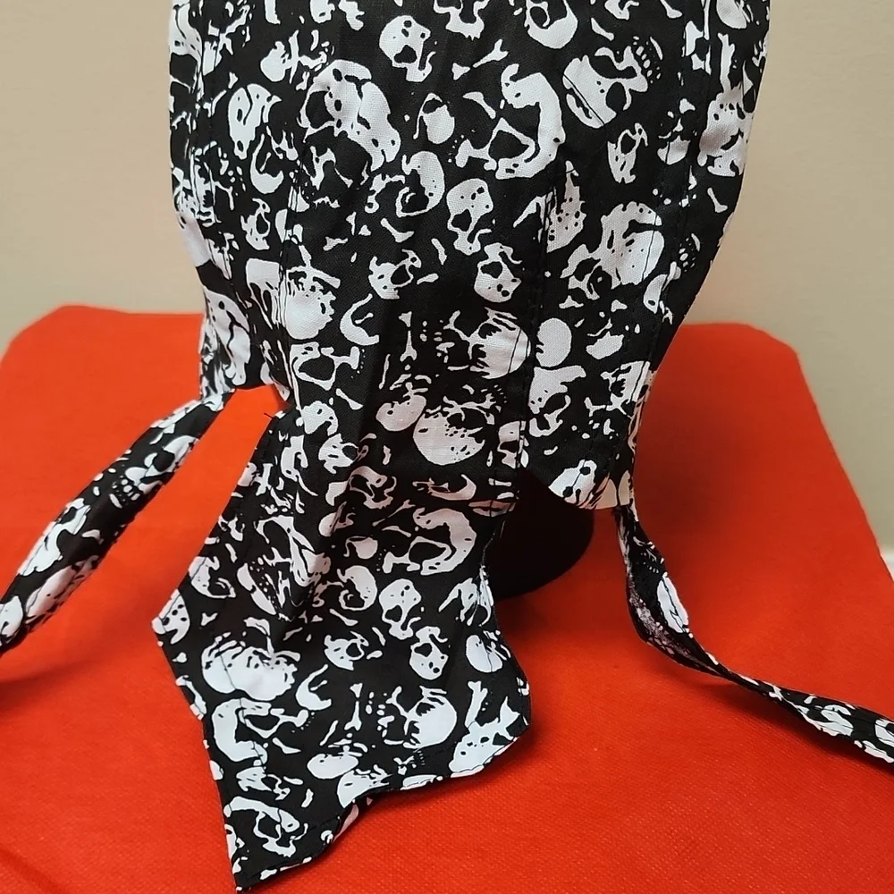 Black & White Skull Headwrap - Picture 5 of 6